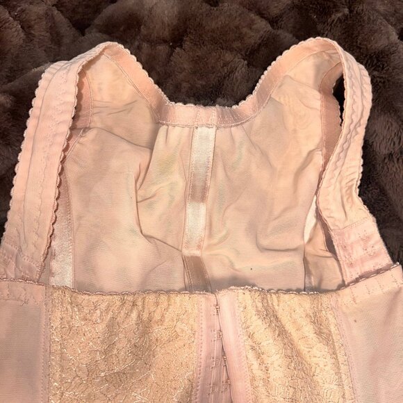 FOREVER FIRM Slimming and Shaping Girdles Buttock Lifter Short - Picture 5 of 8